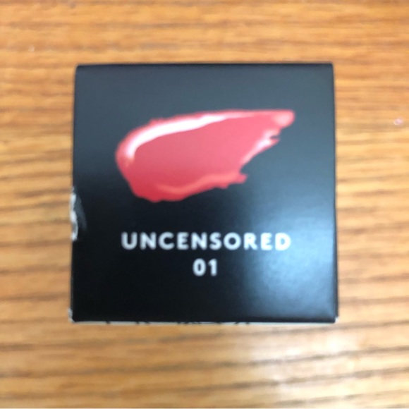 Uncensored Stunna Lip Paint Fenty Beauty - Picture 3 of 5